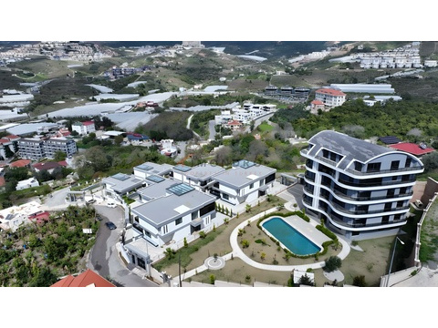 Villa kaufen in Kargıcak, mit Stellplatz, 677 m² Grundstück, 400 m² Wohnfläche, 6 Zimmer
