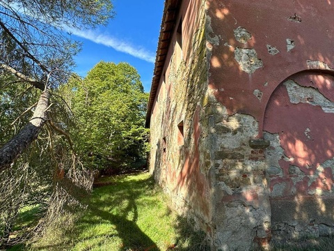 Gewerbegrundstück kaufen in Bucine, 1.000 m² Grundstück