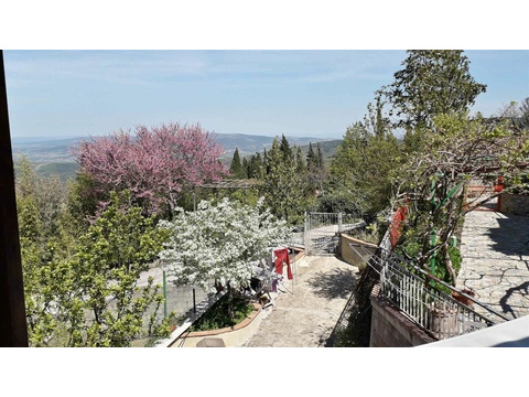 Mehrfamilienhaus kaufen in Castel del Piano, 6 Zimmer