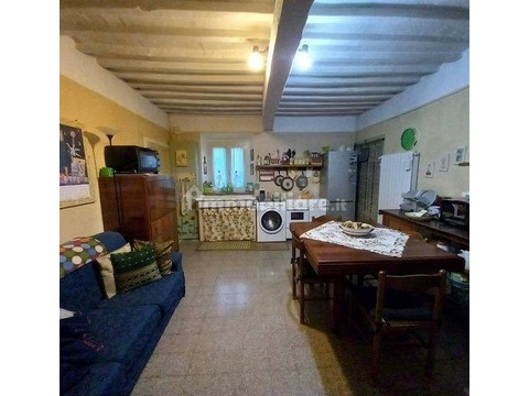via di mezzo 37 n.6
