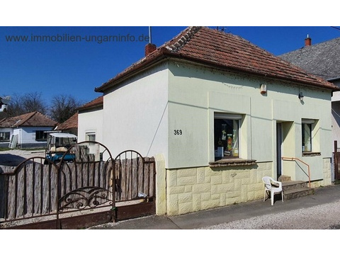 Einfamilienhaus kaufen, 1.759 m² Grundstück, 260 m² Wohnfläche, 6 Zimmer