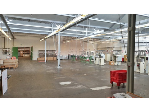 Halle, Lager, Produktion mieten, pachten in Wuppertal, 1.824 m² Lagerfläche