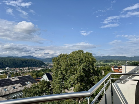 Maisonette- Wohnung mieten in Schopfheim, mit Stellplatz, 245 m² Wohnfläche, 8 Zimmer