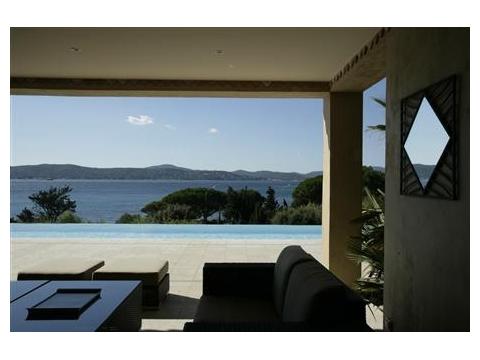 Villa kaufen in Sainte-Maxime, 2.250 m² Grundstück, 450 m² Wohnfläche, 7 Zimmer