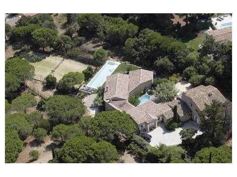 Villa kaufen in Sainte-Maxime, 4.000 m² Grundstück, 490 m² Wohnfläche, 9 Zimmer