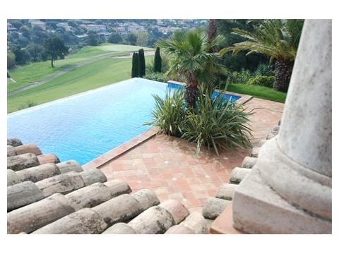Villa kaufen in Sainte-Maxime, 1.800 m² Grundstück, 230 m² Wohnfläche, 6 Zimmer