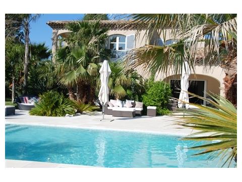 Villa kaufen in Grimaud, 3.383 m² Grundstück, 251 m² Wohnfläche, 7 Zimmer