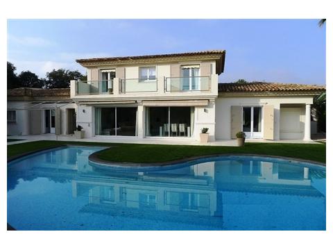 Villa kaufen in Sainte-Maxime, 1.900 m² Grundstück, 200 m² Wohnfläche, 4 Zimmer