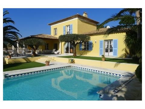 Villa kaufen in Sainte-Maxime, 1.700 m² Grundstück, 350 m² Wohnfläche, 6 Zimmer