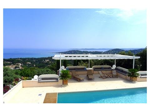 Villa kaufen in Sainte-Maxime, 3.000 m² Grundstück, 300 m² Wohnfläche, 8 Zimmer