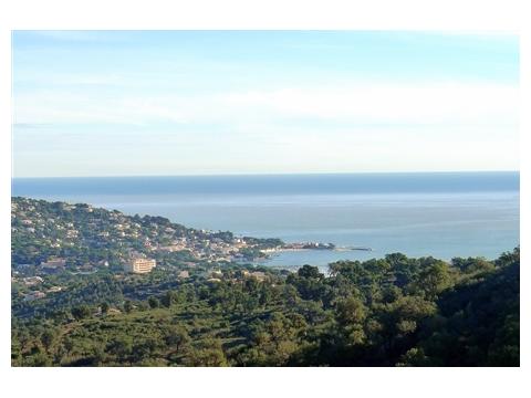 Villa kaufen in Sainte-Maxime, 3.000 m² Grundstück, 280 m² Wohnfläche, 7 Zimmer