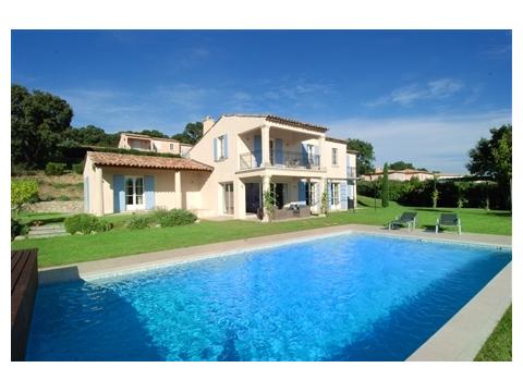 Villa kaufen in Grimaud, 2.500 m² Grundstück, 220 m² Wohnfläche, 6 Zimmer