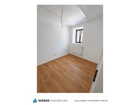 Halbes Zimmer Souterrain
