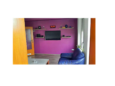Wohnzimmer erste Wohneinheit